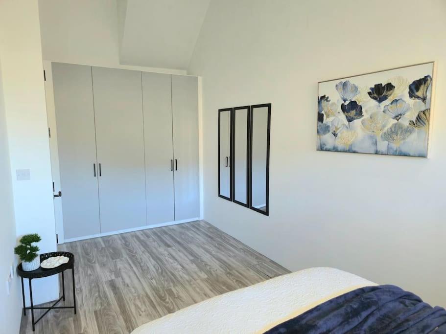Modern Duplex Penthouse Panoramic Views & Parking Apartment Bradford (West Yorkshire)
